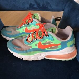 Nike Air Max 270 React Sneakers